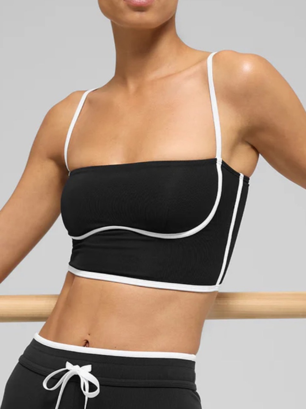 ALO Yoga Airbrush Streamlined Bra Tank